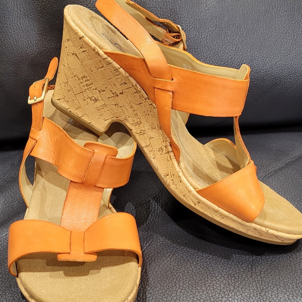 Ladies Size 12 Clark